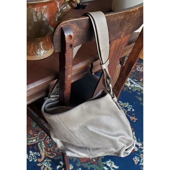 Coach F15064 Metallic Silver Leather Duffle Hobo Satchel Shoulder Purse Hand Bag - Picture 4 of 8